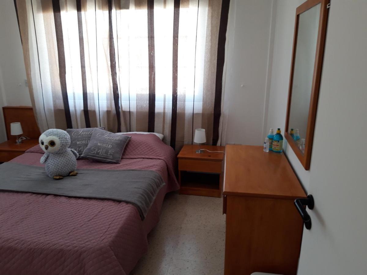 La Veranda Sea View Apartments ลาร์นาคา ภายนอก รูปภาพ